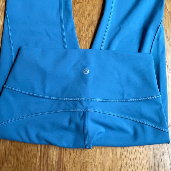 Lululemon In Movement Pant - Picture 3 of 6